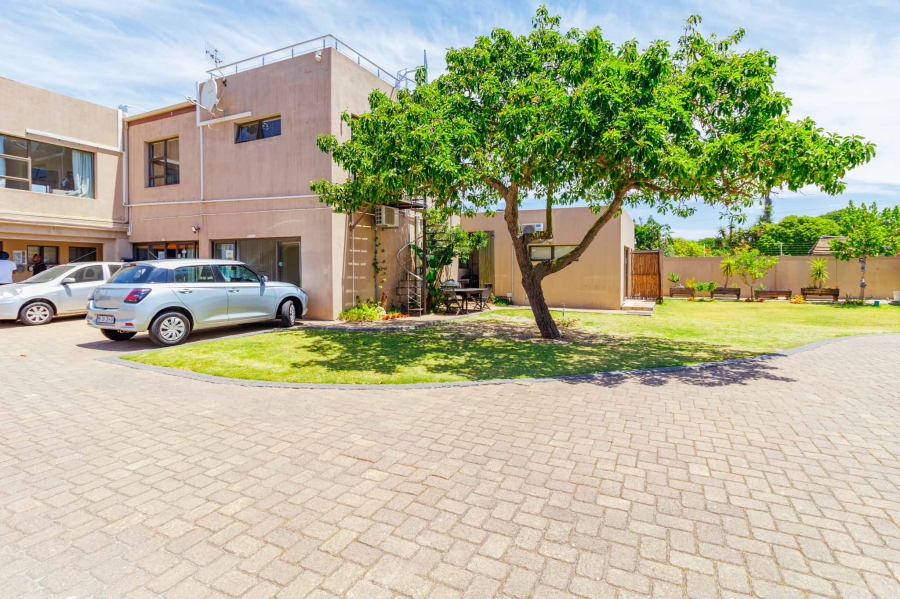 To Let 1 Bedroom Property for Rent in Table View Western Cape